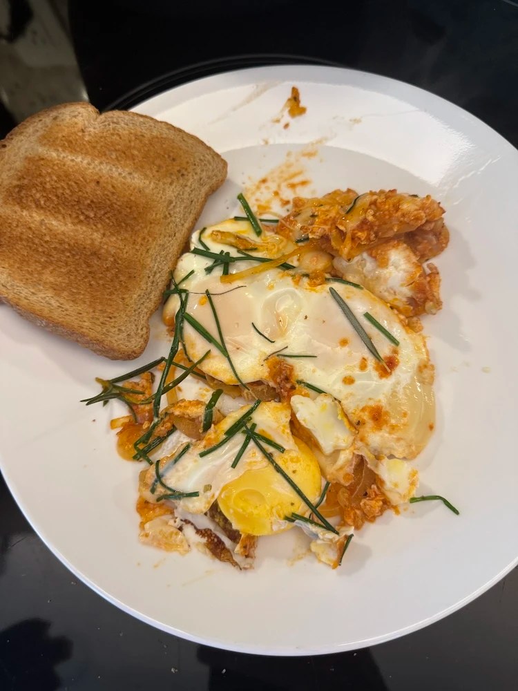 Delicious huevos rancheros made in Deep Frying Pan Nonstick Skillet 10 Inch Carbon Steel Wok to Fry Eggs Steak Pancakes Pan for Induction Cooktop Gas & Electric Stove Stir-Fry Pan with Removable Handle Flat Bottom